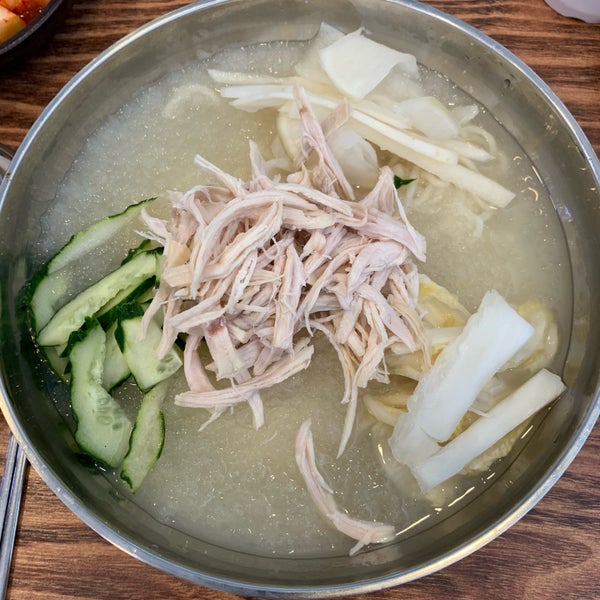 산고을 손칼국수전문점 - 방문자 19명의 팁 3개 산고을 손칼국수전문점