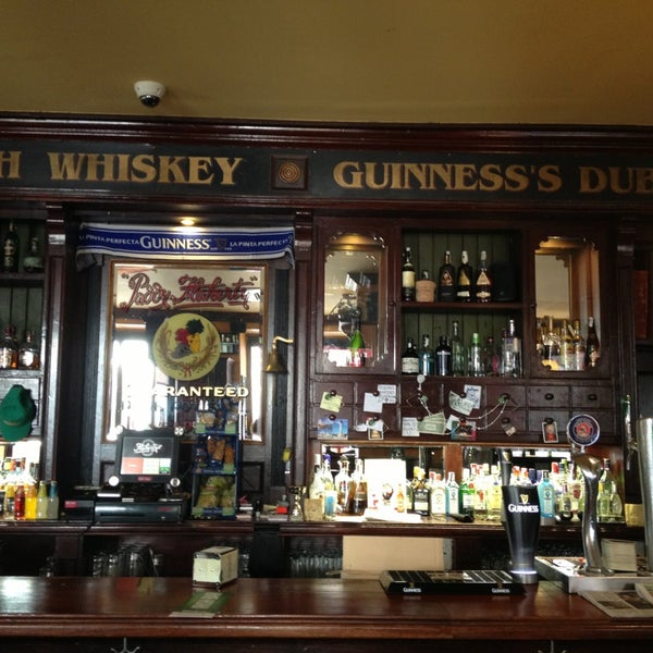 Photo taken at Flaherty&#39;s Irish Bar by Arina S. on 10/3/2013