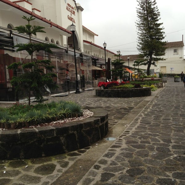 1/5/2013 tarihinde Mario M.ziyaretçi tarafından Plaza Gastronómica San José'de çekilen fotoğraf