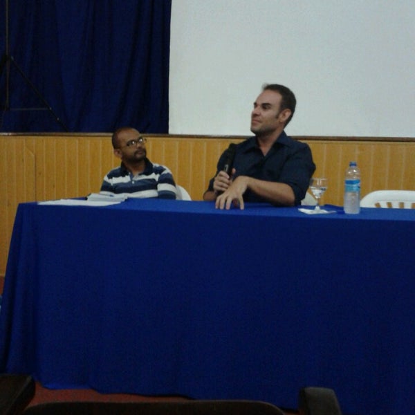 4/3/2013にIzaquiel S.がFAFICA - Faculdade de Filosofia, Ciências e Letras de Caruaruで撮った写真