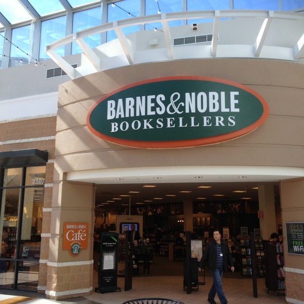 Photos At Barnes Noble Bookstore In Northeast Raleigh