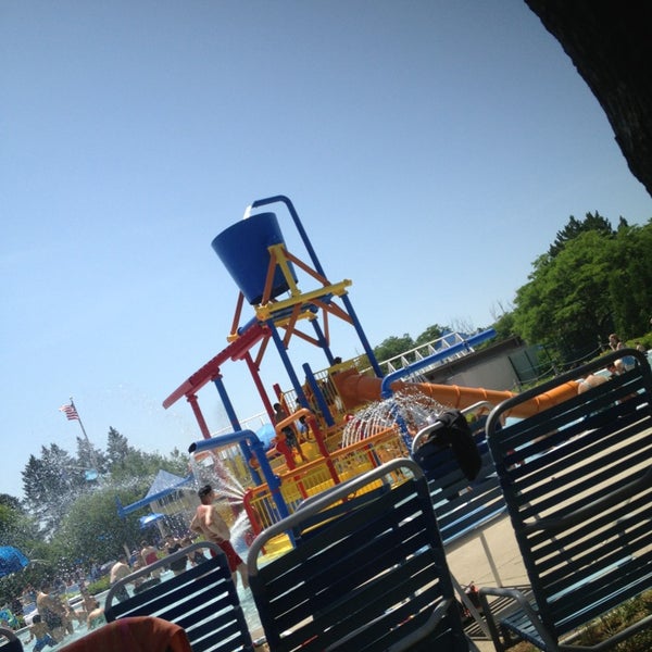 Waterford Oaks Waterpark 1702 Scott Lake Rd