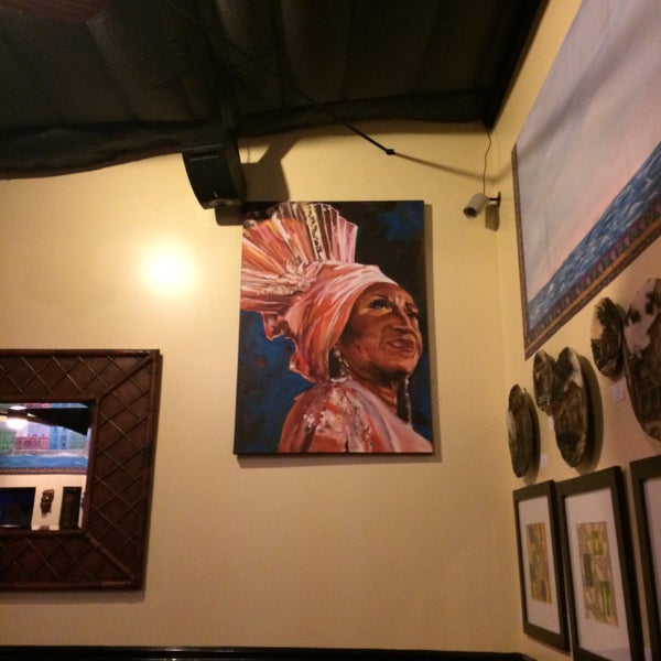 Das Foto wurde bei Habana Restaurant &amp; Bar von Maggie C P. am 1/11/2015 aufgenommen