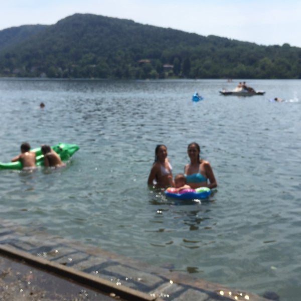 Foto Di Ultima Spiaggia Travedona Monate Lombardia