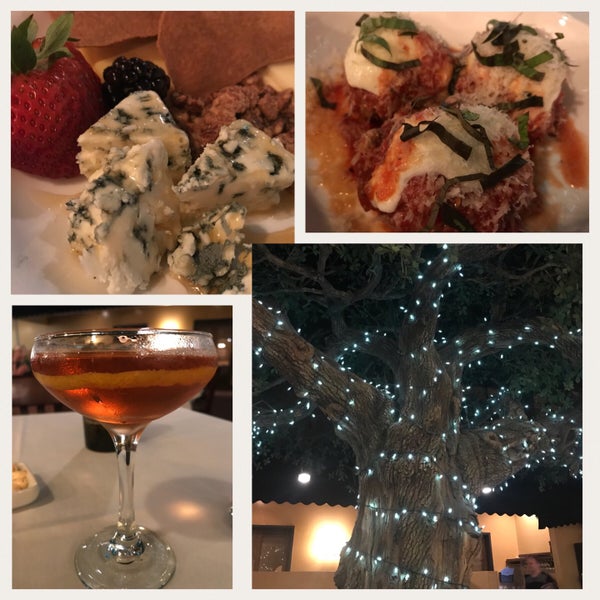 6/25/2018 tarihinde Nicole S.ziyaretçi tarafından Firefly Restaurant &amp; Lounge'de çekilen fotoğraf