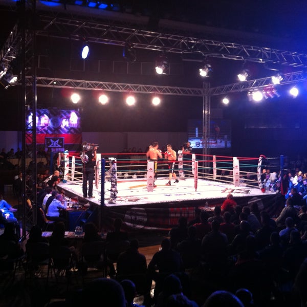 Дискотека дворец спорта. Дворец спорта Волжск. Дворец спорта Звенигород. Дворец спорта в Щербинке. Дворец спорта Учалы.