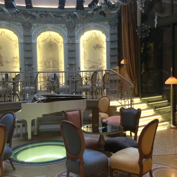 hotel chateau monfort milan italy