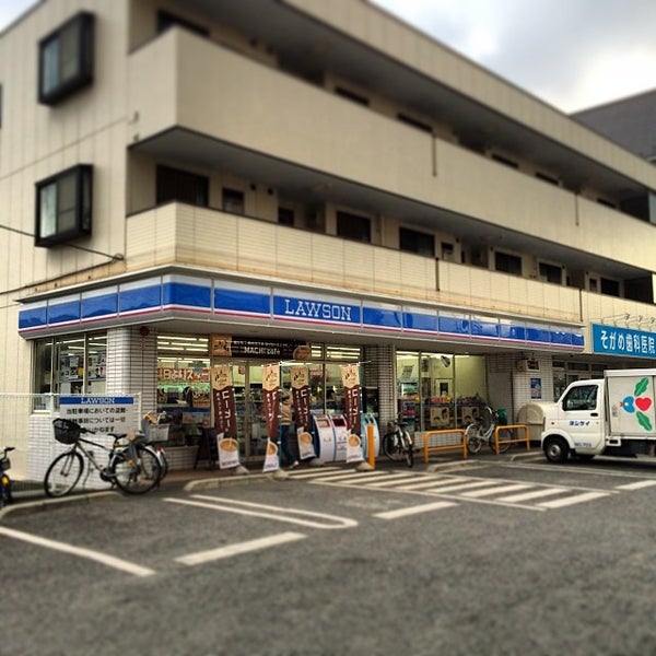 ローソン 大和下鶴間西店 大和市のコンビニ