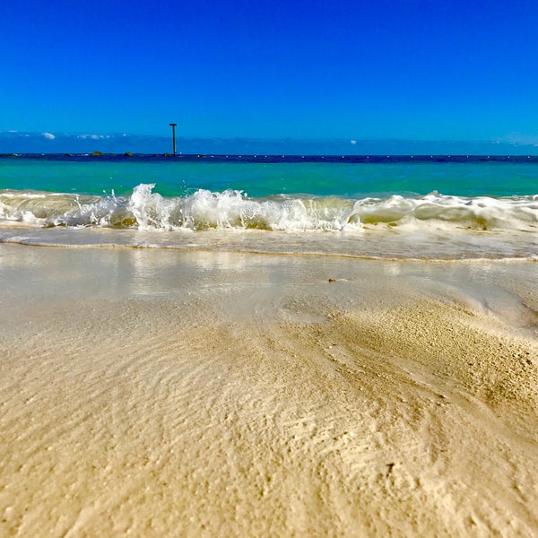 Photo taken at Meliá Nassau Beach by Nori on 2/24/2017