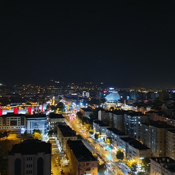 Photo taken at Radisson Blu Hotel, Roof Lounge by &#39;&#39;Büşra C. on 8/6/2023