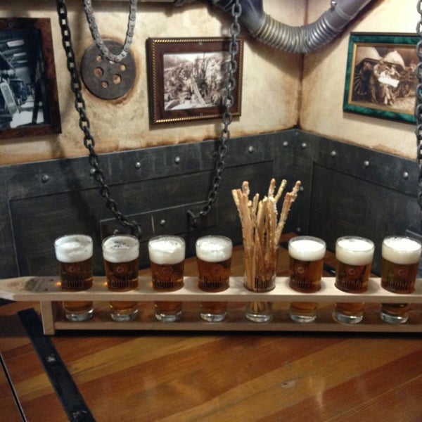 9/6/2013にДуся П.がПивний Ресторан Вагон / Beer Restaurant Wagonで撮った写真