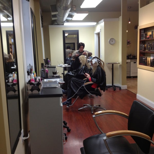 Lourdier Hair Studio 3431 W 26th St