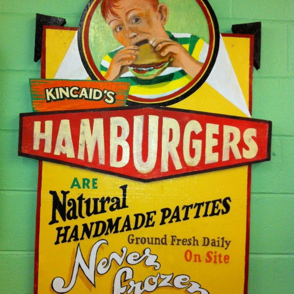 Снимок сделан в Kincaid&#39;s Hamburgers пользователем Jim P. 5/11/2013