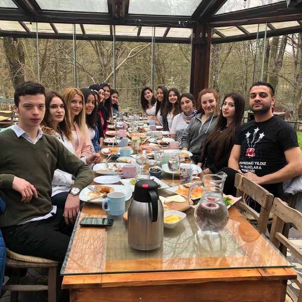 Foto tomada en izoletta  por Tuğçe K. el 3/18/2018