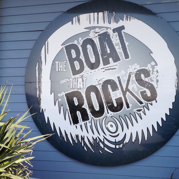 That rocks. That rocks. лакадейс роки. The hand that rocks the cradle 1992. ребекка де морнэй рука качающая колыбель.