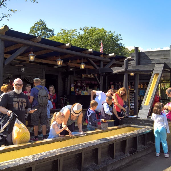Pirate falls treasure quest sale