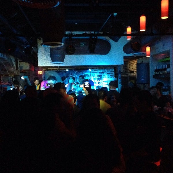 1/17/2014 tarihinde Constantino B.ziyaretçi tarafından TuCandela Bar'de çekilen fotoğraf