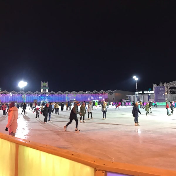 Каток гигант в парке сокольники. Каток лед в сокольниках. Парк сокольники 2023. Парк сокольники каток. Парк сокольники каток гигант.