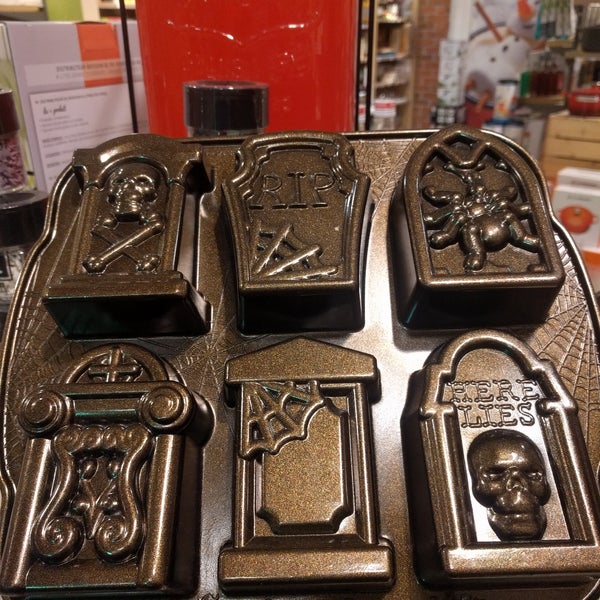 Alice Délice Kitchen Supply Store in Paris