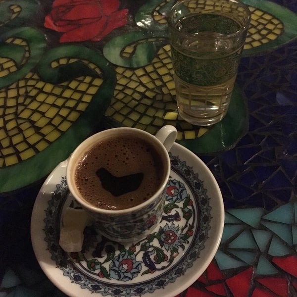3/17/2019에 Hatice Ö.님이 Nar-ı Aşk Cafe에서 찍은 사진