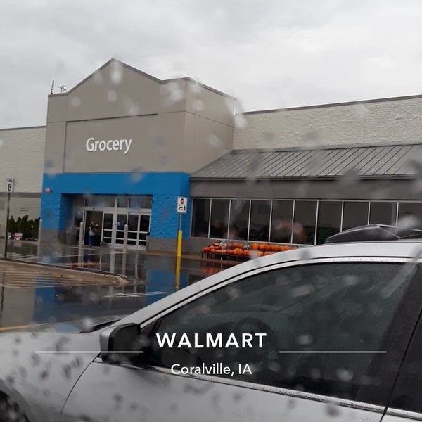 Walmart Supercenter Coralville, IA'da fotoğraflar