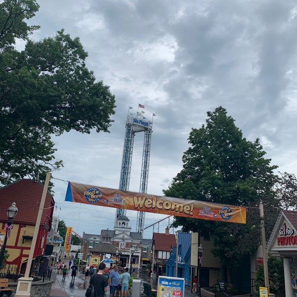 Foto tirada no(a) Six Flags New England por Talal A. em 7/22/2019