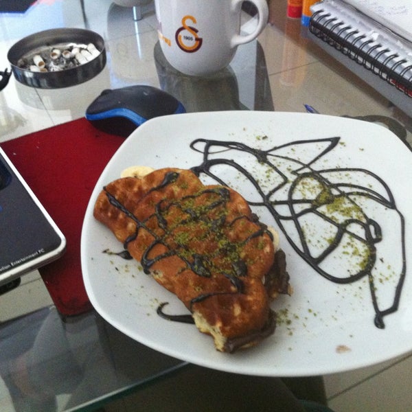 Photo taken at Viola Cafe Pastane by Fehmiye K. on 6/21/2013