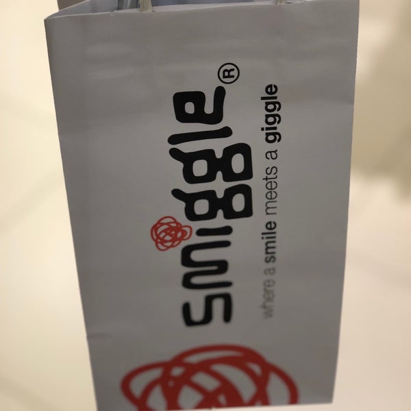 smiggle paper bag