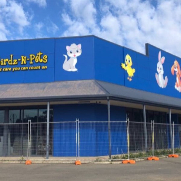 Bobs Birds And Pets Opening Hours Pets Retro