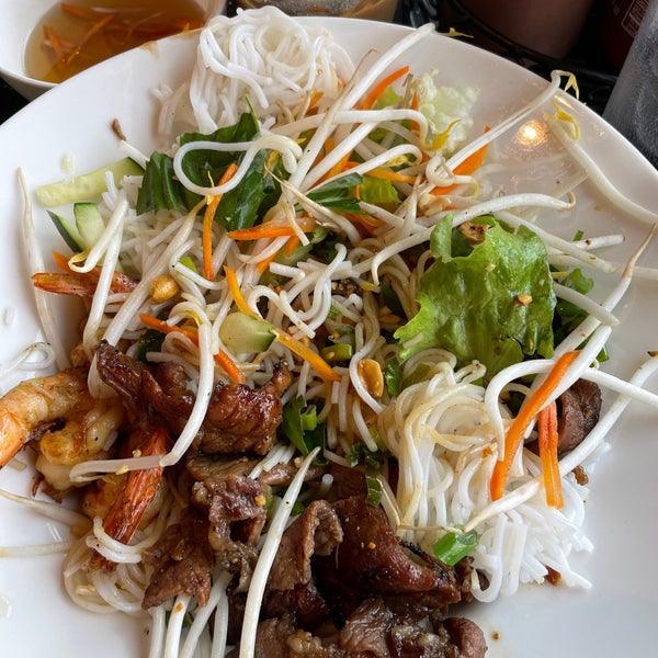 Photo taken at Pho Hoa Restaurant by Anne-Marie K. on 5/22/2022