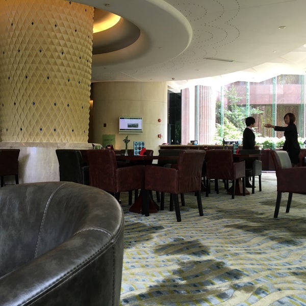 Foto tirada no(a) Pullman Shanghai Skyway Hotel por RUM.C em 5/17/2016