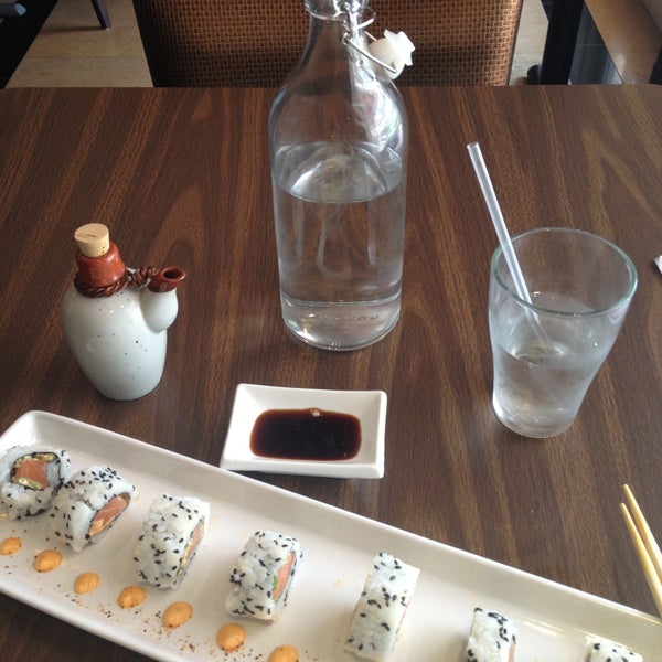 5/16/2013 tarihinde Rafael C.ziyaretçi tarafından Ikura Sushi lounge'de çekilen fotoğraf