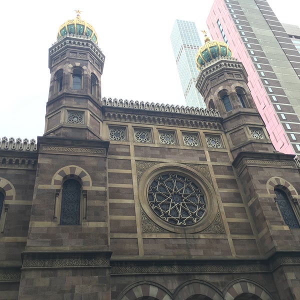 รูปภาพถ่ายที่ Central Synagogue โดย Taku 目. เมื่อ 9/29/2016