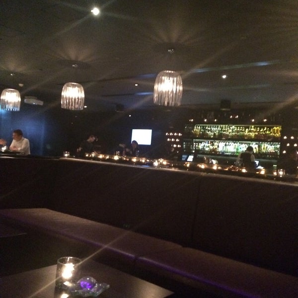 Foto tomada en GQ Bar Dubai  por Hussain N. el 12/16/2014