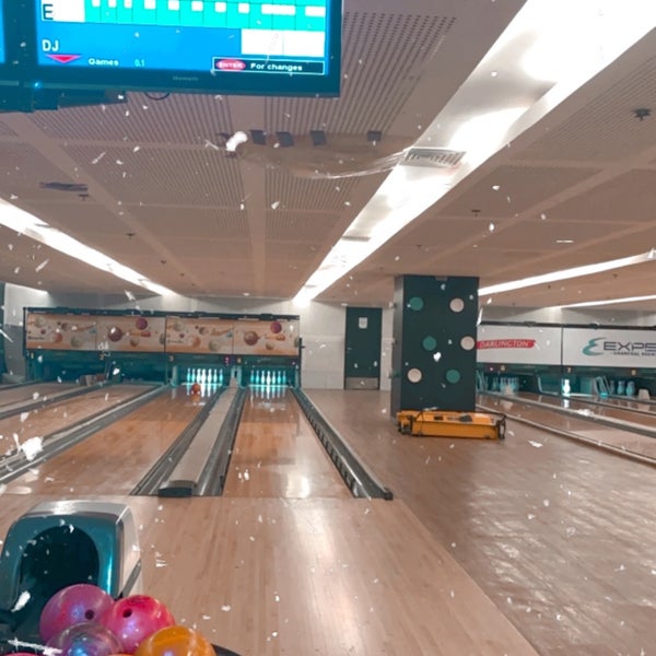 SM Bowling Centre Bowling Alley