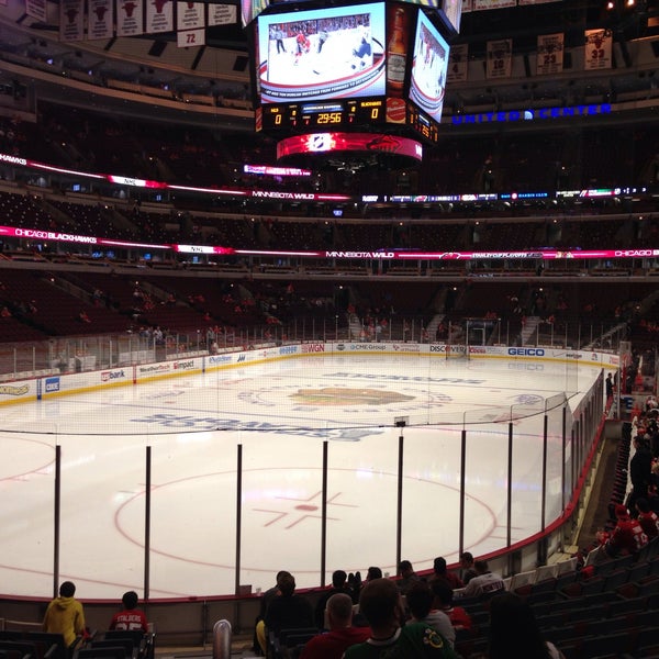 Foto tirada no(a) United Center por David K. em 5/10/2013