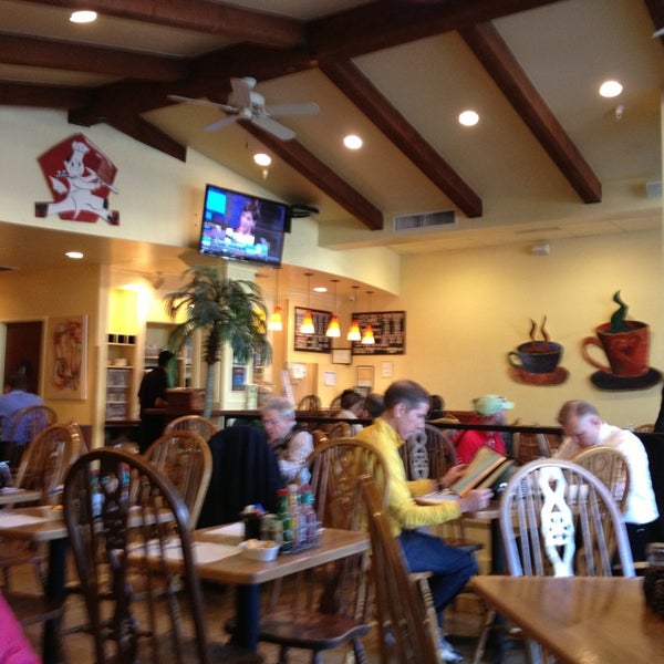 Photo taken at Jinky&#39;s Cafe Santa Monica by Elena Z. on 2/12/2013