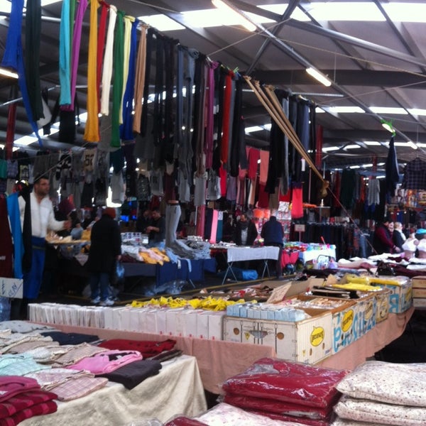 kucukbakkalkoy kapali pazar yeri pazar