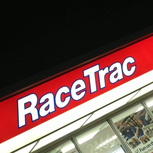 Foto tomada en RaceTrac  por Bodacious Shelly el 5/21/2013