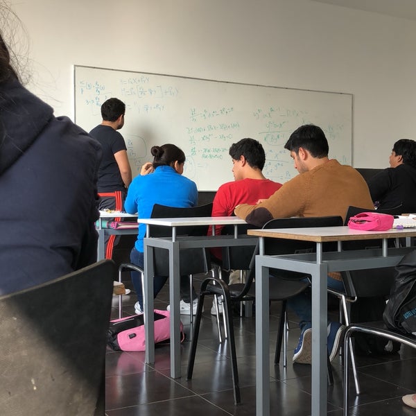 Photo taken at Facultad de Economía by Eli E. on 2/27/2018