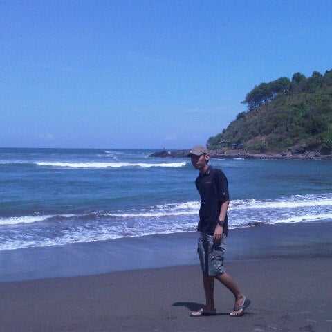 Photos At Pantai Karang Bolong Puring Jawa Tengah