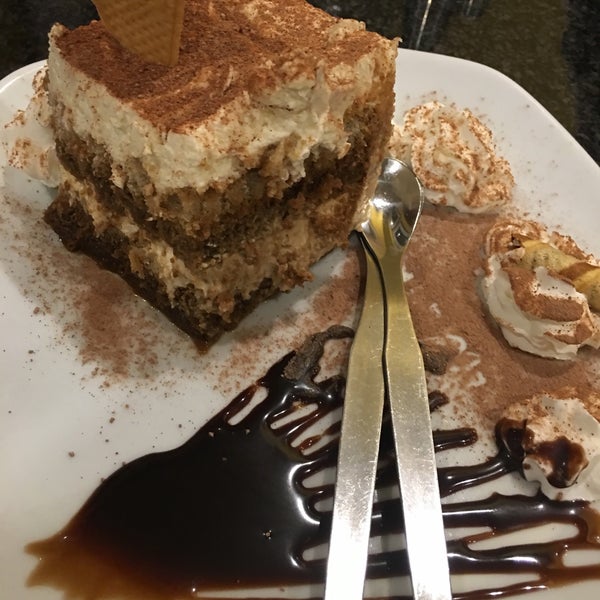 Fotos en L'Artista Golders Green, Greater London