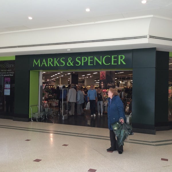 Photo taken at Marks &amp; Spencer by Joaquin S. on 5/10/2014
