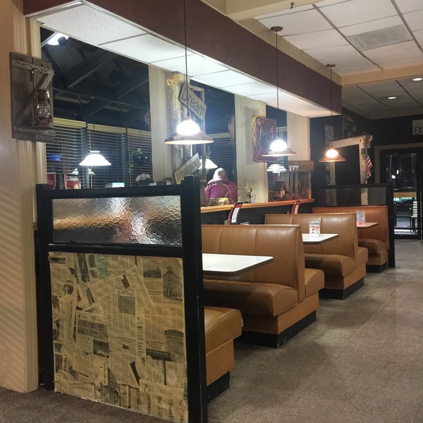 Hometown Grill And Buffet American Restaurant in Staunton