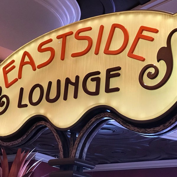 Photo taken at Eastside Lounge at Encore Las Vegas by Danny C. on 2/4/2018