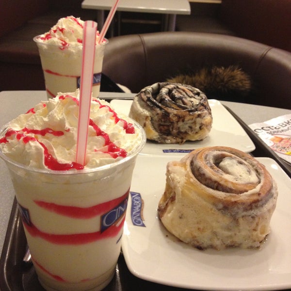 Cinnabon микс ролл