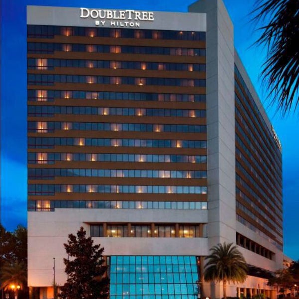 Das Foto wurde bei Doubletree by Hilton Hotel Orlando Downtown von Clay H. am 9/2/2015 aufgenommen