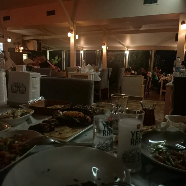 Foto scattata a Bahçeli Cafe &amp; Restaurant Avcılar da Sultan M. il 9/19/2021