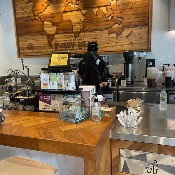 The Coffee Bean & Tea Leaf 45 visitors