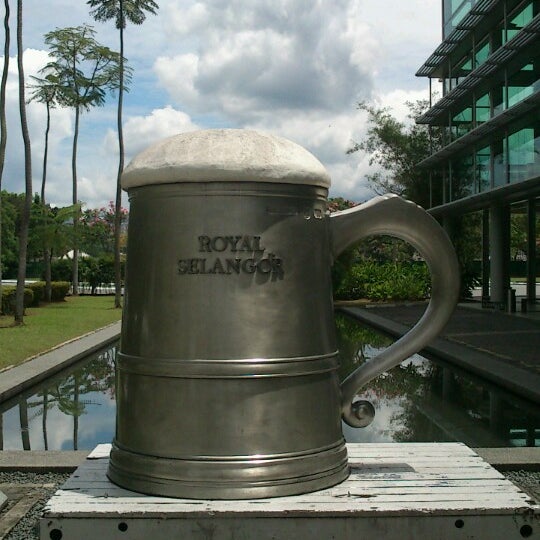 Photos At Royal Selangor Pewter Art Museum